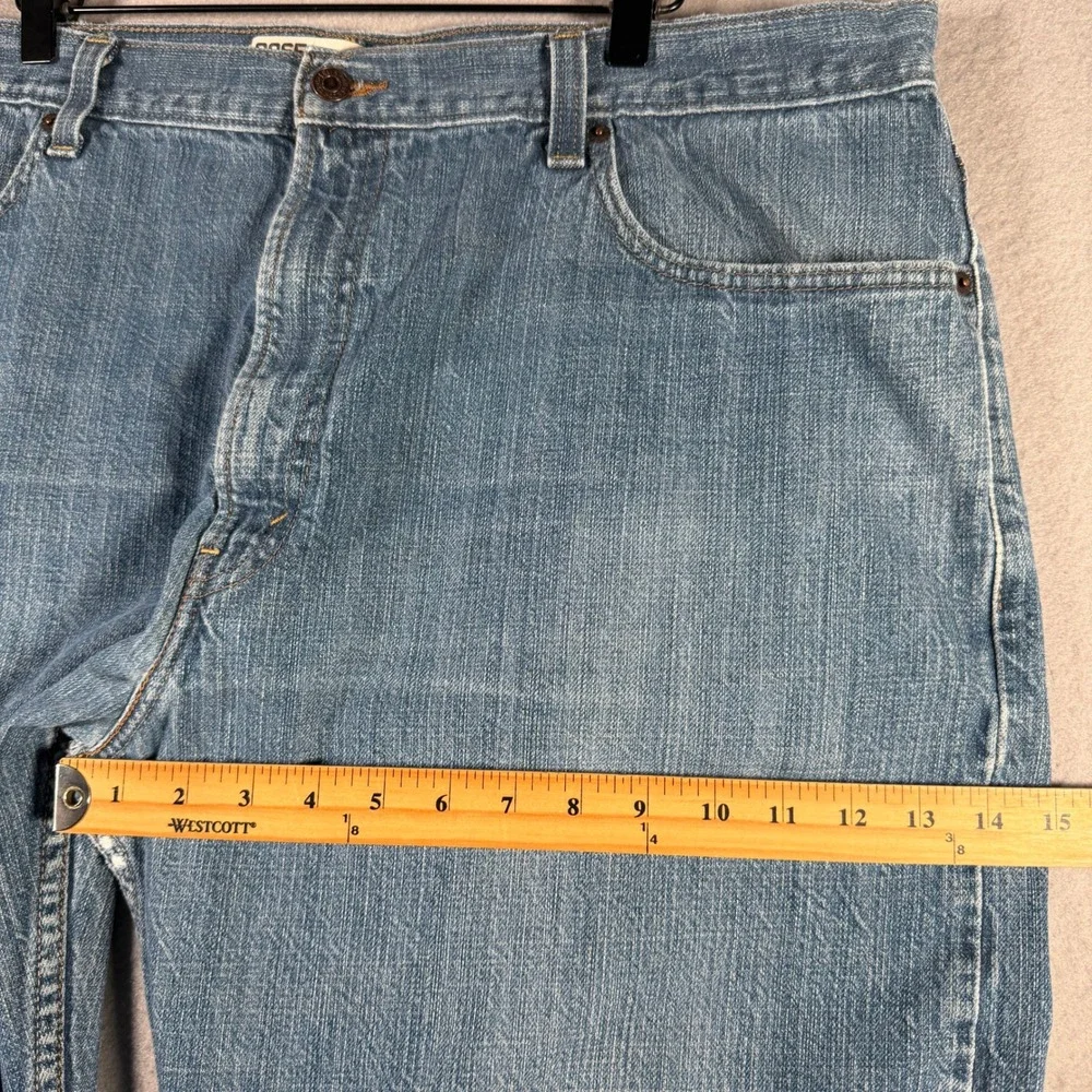 Levis 569 Loose Straight Jeans Mens 42x32 Light Wash Blue Denim 005692450